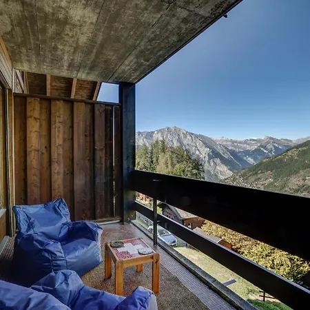 Appartement Bosquet 20 *